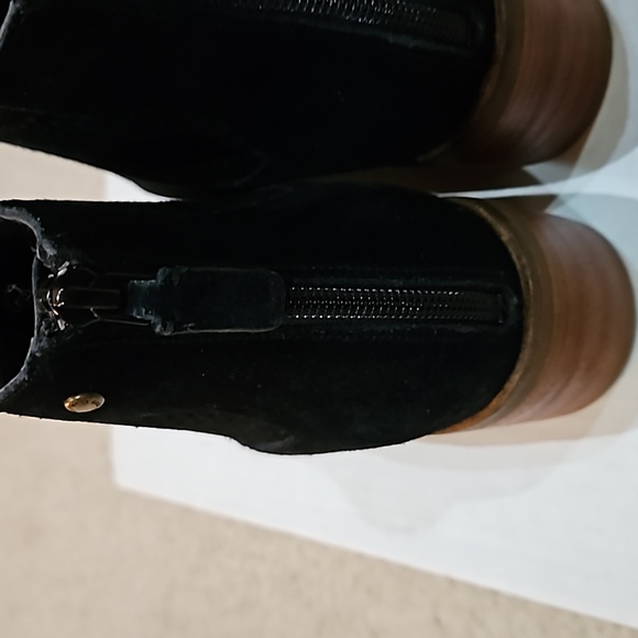 Cole Haan Val Bootie Grand Series Black Suede Block Heel Pointed Toe Size 9C NWT - Picture 7 of 16